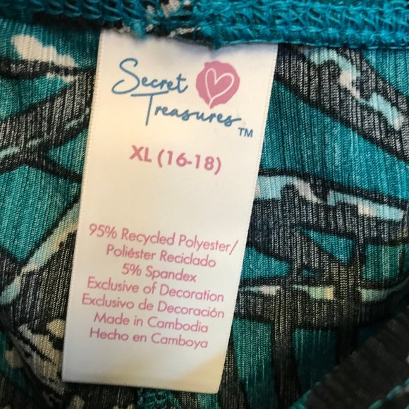 NWT SECRET Treasures Women’s Lace Trim Loungewear Shorts Elastic Waist size XL - Picture 3 of 3